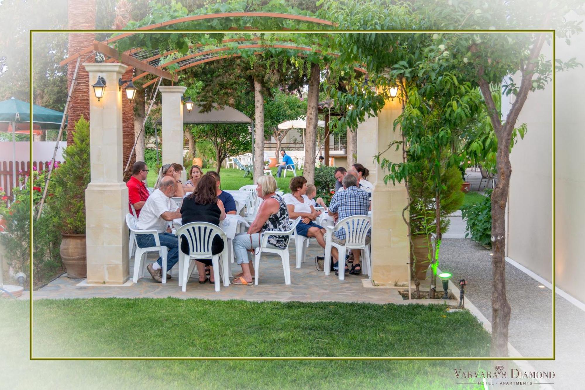 Varvaras Diamond Hotel Platanes  Exterior photo