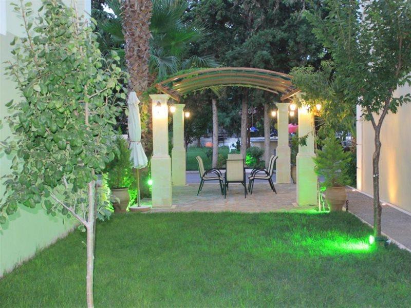 Varvaras Diamond Hotel Platanes  Exterior photo