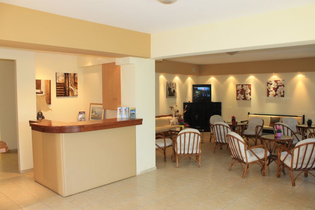 Varvaras Diamond Hotel Platanes  Exterior photo